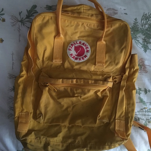 how to clean dirty kanken backpack
